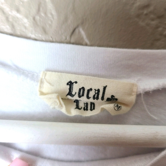Local Lab surf  Crop Tshirt Size Medium - Picture 3 of 4